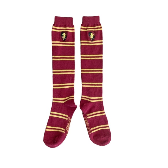 Harry Potter Gryffindor outfit, shirt, tutu & socks, adult small shirt - Picture 8 of 8